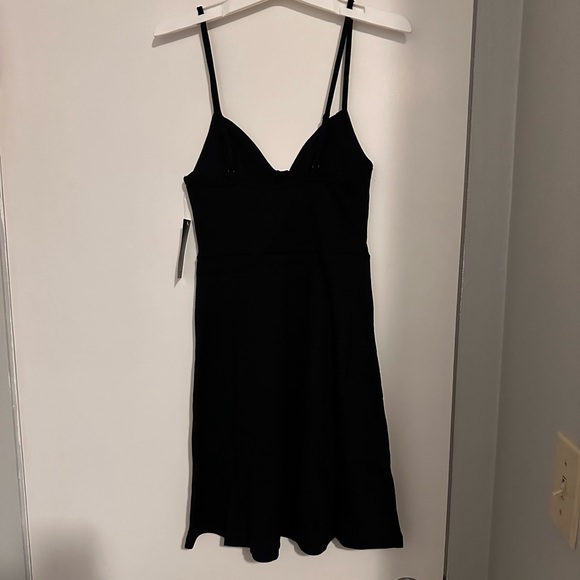 NWT Women’s black dress - Picture 5 of 5